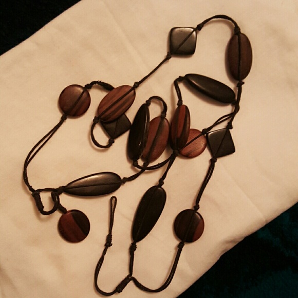 Necklace - Picture 3 of 6